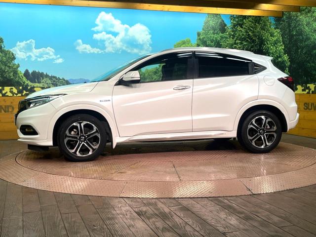 ヴェゼル ハイブリッドＺ・ホンダセンシング　純正ＳＤナビ　バックカメラ　衝突被害軽減システム　レーダークルーズ　禁煙車　レザーシート　ドラレコ　スマートキー　ＬＥＤヘッド　ビルトインＥＴＣ　車線逸脱警報　オートライト　デュアルエアコン（22枚目）