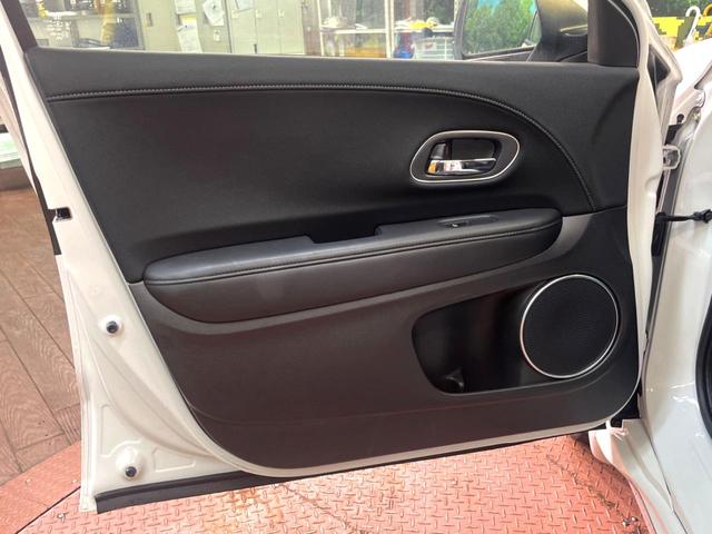 ヴェゼル ハイブリッドＺ・ホンダセンシング　純正ＳＤナビ　バックカメラ　衝突被害軽減システム　レーダークルーズ　禁煙車　レザーシート　ドラレコ　スマートキー　ＬＥＤヘッド　ビルトインＥＴＣ　車線逸脱警報　オートライト　デュアルエアコン（29枚目）