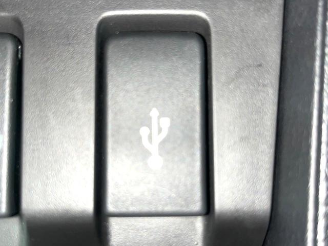 ヴェゼル ハイブリッドＺ・ホンダセンシング　純正ＳＤナビ　バックカメラ　衝突被害軽減システム　レーダークルーズ　禁煙車　レザーシート　ドラレコ　スマートキー　ＬＥＤヘッド　ビルトインＥＴＣ　車線逸脱警報　オートライト　デュアルエアコン（51枚目）