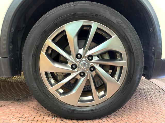 エクストレイル 20Xtt エマージェンシーブレーキパッケージ メーカー純正ナビ アラウンドビューモニター クルーズコントロール パワーバックドア Bluetooth フルセグ シートヒーター 撥水シート LEDヘッドライト 純正18インチアルミ 禁煙車(57枚目)