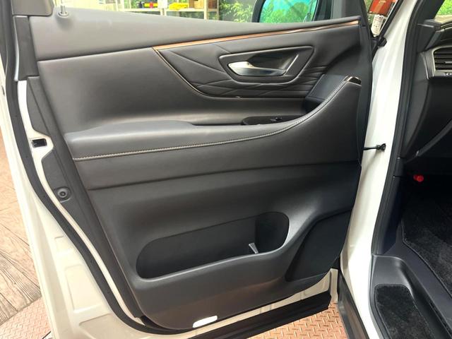 アルファードハイブリッド Z 純正14インチディスプレイオーディオ フリップダウンモニター 全周囲カメラ 左右独立ムーンルーフ ブラインドスポットモニター 両側電動スライド デジタルインナーミラー レーダークルーズ 禁煙車(37枚目)