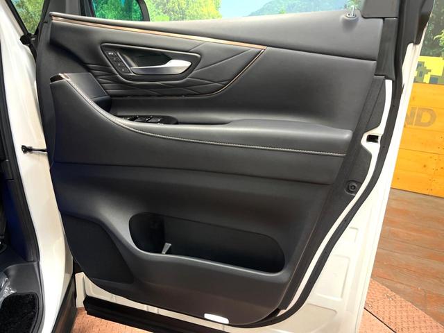 アルファードハイブリッド Z 純正14インチディスプレイオーディオ フリップダウンモニター 全周囲カメラ 左右独立ムーンルーフ ブラインドスポットモニター 両側電動スライド デジタルインナーミラー レーダークルーズ 禁煙車(38枚目)