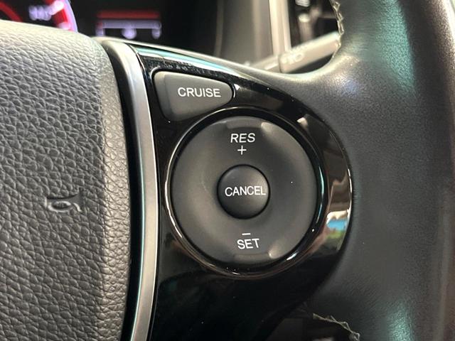 オデッセイ アブソルート 純正ナビ 後席モニター 両側電動スライドドア 衝突軽減ブレーキ クルーズコントロール ハーフレザーシート フルセグ Bluetooth LEDヘッドライト 純正17AW クリアランスソナー 禁煙車(6枚目)