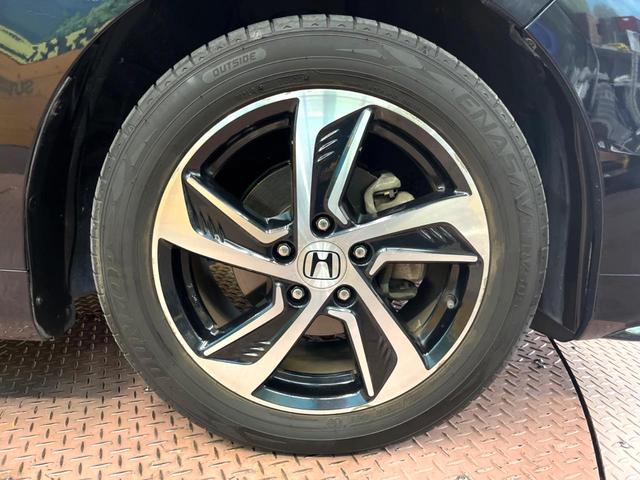 オデッセイ アブソルート 純正ナビ 後席モニター 両側電動スライドドア 衝突軽減ブレーキ クルーズコントロール ハーフレザーシート フルセグ Bluetooth LEDヘッドライト 純正17AW クリアランスソナー 禁煙車(56枚目)