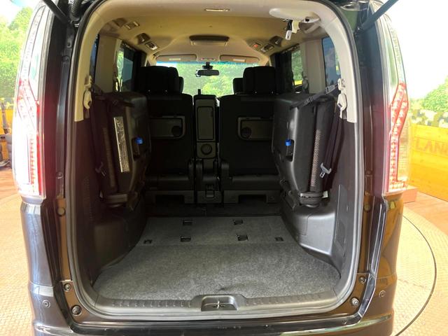 セレナ ハイウェイスターG S-HVアドバンスドセーフティ 純正ナビ フリップダウンモニター アラウンドビューモニター 両側電動スライドドア 衝突軽減ブレーキ LEDヘッドライト フルセグ Bluetooth リアオートエアコン クルーズコントロール 禁煙車(11枚目)