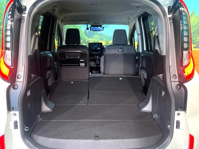 シエンタ ハイブリッドZ モデリスタエアロ 純正10.5型ディスプレイオーディオ パノラミックビューモニター トヨタチームメイト 両側電動スライドドア ブラインドスポットモニター デジタルインナーミラー シートヒーター 禁煙車(11枚目)