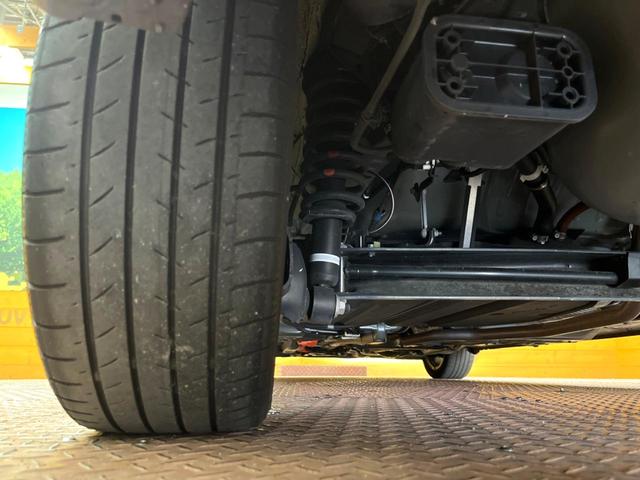 シエンタ ハイブリッド ファンベースG クエロ 純正9型ナビ アラウンドビューモニター 両側パワースライドドア 衝突軽減ブレーキ クルーズコントロール シートヒーター ハーフレザーシート ステアリングヒーター オートマチックハイビーム 禁煙車(61枚目)