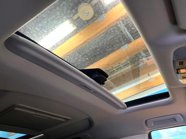 ヴェルファイア 2.5Z Gエディション 純正10型ナビ サンルーフ フリップダウンモニター 両側パワースライドドア 三眼LEDヘッドライト デジタルインナーミラー 黒革シート レーダークルーズコントロール シートベンチレーション 禁煙車(5枚目)