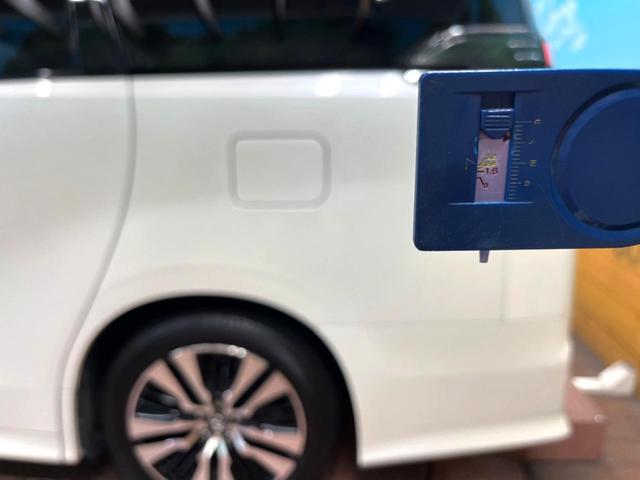 ヴェルファイア 2.5Z Gエディション 純正10型ナビ サンルーフ フリップダウンモニター 両側パワースライドドア 三眼LEDヘッドライト デジタルインナーミラー 黒革シート レーダークルーズコントロール シートベンチレーション 禁煙車(76枚目)