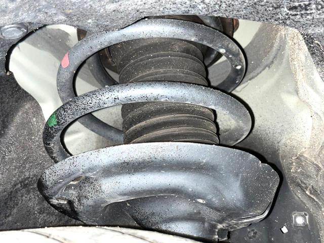 ＲＡＶ４ ハイブリッドアドベンチャー　純正９型ディスプレイオーディオ　レーダークルーズコントロール　ブラインドスポットモニター　黒革調シート　シートベンチレーション　メモリーシート　ステアリングヒーター　禁煙車　Ｂｌｕｅｔｏｏｔｈ（20枚目）