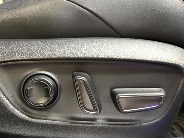 ＲＡＶ４ ハイブリッドアドベンチャー　純正９型ディスプレイオーディオ　レーダークルーズコントロール　ブラインドスポットモニター　黒革調シート　シートベンチレーション　メモリーシート　ステアリングヒーター　禁煙車　Ｂｌｕｅｔｏｏｔｈ（49枚目）