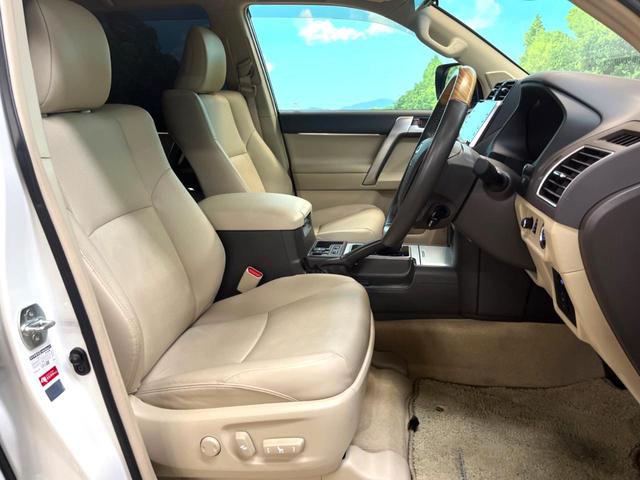 ランドクルーザープラド ＴＸ　Ｌパッケージ　モデリスタエアロ　サンルーフ　メーカナビ　パノラミックビューモニター　レーダークルーズコントロール　ウッドコンビステア　シートベンチレーション　デジタルインナーミラー　ＥＴＣ２．０　ＬＥＤヘッド（8枚目）