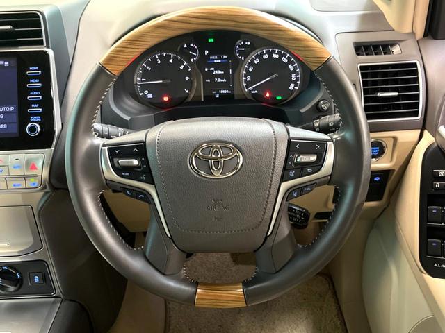 ランドクルーザープラド ＴＸ　Ｌパッケージ　モデリスタエアロ　サンルーフ　メーカナビ　パノラミックビューモニター　レーダークルーズコントロール　ウッドコンビステア　シートベンチレーション　デジタルインナーミラー　ＥＴＣ２．０　ＬＥＤヘッド（12枚目）