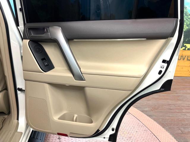 ランドクルーザープラド ＴＸ　Ｌパッケージ　モデリスタエアロ　サンルーフ　メーカナビ　パノラミックビューモニター　レーダークルーズコントロール　ウッドコンビステア　シートベンチレーション　デジタルインナーミラー　ＥＴＣ２．０　ＬＥＤヘッド（36枚目）