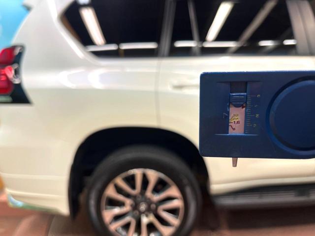 ランドクルーザープラド ＴＸ　Ｌパッケージ　モデリスタエアロ　サンルーフ　メーカナビ　パノラミックビューモニター　レーダークルーズコントロール　ウッドコンビステア　シートベンチレーション　デジタルインナーミラー　ＥＴＣ２．０　ＬＥＤヘッド（78枚目）