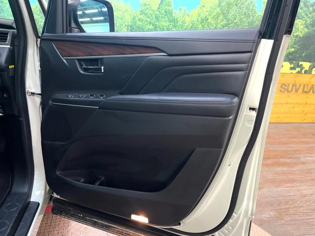 デリカD:5 P 4WD 純正ナビ マルチアラウンドモニター フリップダウンモニター レーダークルーズコントロール シートヒーター オートブレーキホールド ステアリングヒーター パワーバックドア パドルシフト ETC(37枚目)