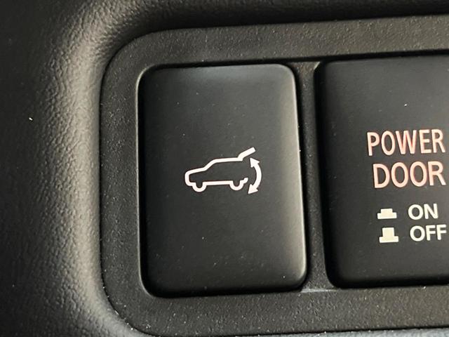 デリカD:5 P 4WD 純正ナビ マルチアラウンドモニター フリップダウンモニター レーダークルーズコントロール シートヒーター オートブレーキホールド ステアリングヒーター パワーバックドア パドルシフト ETC(47枚目)