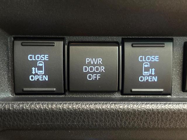 シエンタ ハイブリッドＺ　純正１０．５インチナビ　バックカメラ　レーダークルーズコントロール　フリップダウンモニター　ＥＴＣ　両側電動スライドドア　シートヒーター　ステアリングヒーター　ＤＶＤデッキ　オートマチックハイビーム（6枚目）