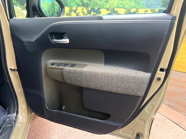 シエンタ ハイブリッドＺ　純正１０．５インチナビ　バックカメラ　レーダークルーズコントロール　フリップダウンモニター　ＥＴＣ　両側電動スライドドア　シートヒーター　ステアリングヒーター　ＤＶＤデッキ　オートマチックハイビーム（31枚目）