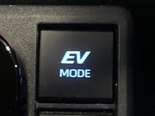 シエンタ ハイブリッドＺ　純正１０．５インチナビ　バックカメラ　レーダークルーズコントロール　フリップダウンモニター　ＥＴＣ　両側電動スライドドア　シートヒーター　ステアリングヒーター　ＤＶＤデッキ　オートマチックハイビーム（48枚目）