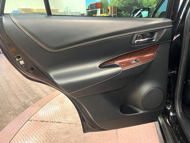 ハリアー プレミアム　サンルーフ　モデリスタエアロ　アルパインナビ　バックカメラ　クルーズコントロール　ＬＥＤヘッド　パワーバックドア　オートマチックハイビーム　Ｂｌｕｅｔｏｏｔｈ　ＥＴＣ　横滑り防止機能（30枚目）