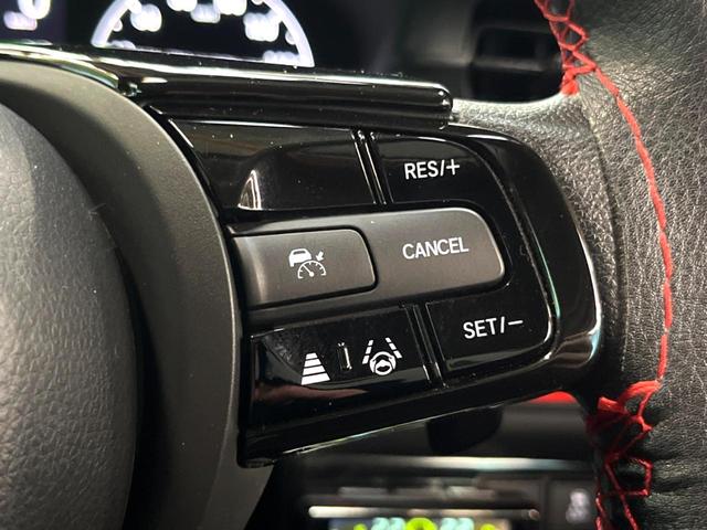 ヴェゼル e:HEV X バックカメラ 衝突被害軽減システム レーダークルーズ コーナーセンサー スマートキー LEDヘッド ETC オートハイビーム 車線逸脱警報 オートライト オートエアコン 純正16インチアルミ(6枚目)