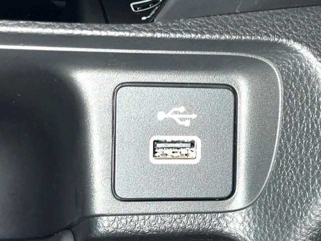 ヴェゼル e:HEV X バックカメラ 衝突被害軽減システム レーダークルーズ コーナーセンサー スマートキー LEDヘッド ETC オートハイビーム 車線逸脱警報 オートライト オートエアコン 純正16インチアルミ(40枚目)