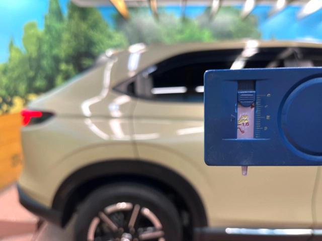 ヴェゼル e:HEV X バックカメラ 衝突被害軽減システム レーダークルーズ コーナーセンサー スマートキー LEDヘッド ETC オートハイビーム 車線逸脱警報 オートライト オートエアコン 純正16インチアルミ(66枚目)