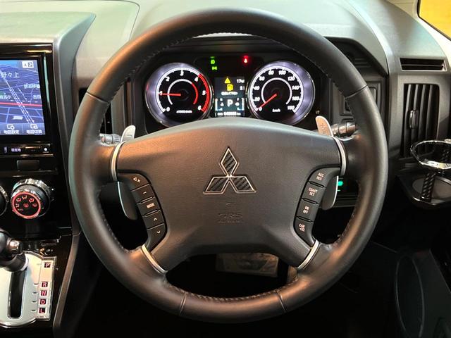 デリカＤ：５ ジャスパー　アルパイン９型ナビ　両側パワースライドドア　後席モニター　クルーズコントロール　パワーシート　ハーフレザーシート　ＨＩＤヘッドランプ　ＥＴＣ　バックカメラ　シートヒーター　純正１８インチアルミ　禁煙車（12枚目）