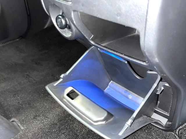 デリカＤ：５ ジャスパー　アルパイン９型ナビ　両側パワースライドドア　後席モニター　クルーズコントロール　パワーシート　ハーフレザーシート　ＨＩＤヘッドランプ　ＥＴＣ　バックカメラ　シートヒーター　純正１８インチアルミ　禁煙車（60枚目）