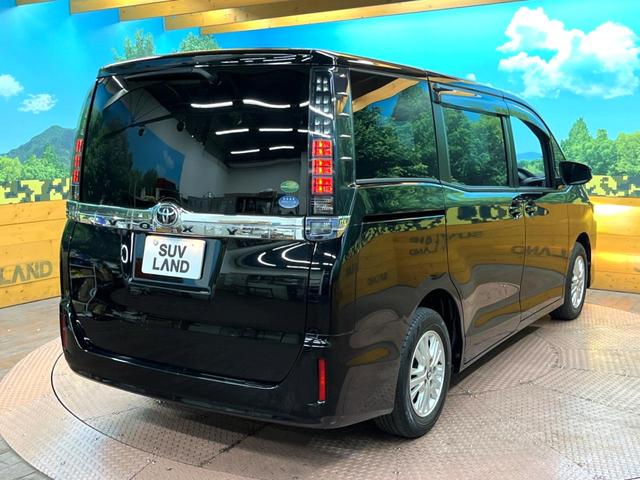 ヴォクシー Ｖ　アルパインナビ　フリップダウンモニター　バックカメラ　プリクラッシュセーフティー　ＥＴＣ　ＬＥＤヘッドライト　クルーズコントロール　純正１５インチアルミ　オートマチックハイビーム　Ｂｌｕｅｔｏｏｔｈ（18枚目）