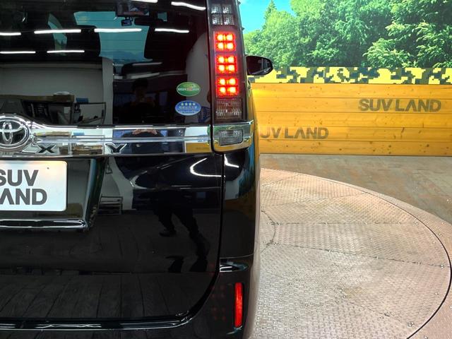 ヴォクシー Ｖ　アルパインナビ　フリップダウンモニター　バックカメラ　プリクラッシュセーフティー　ＥＴＣ　ＬＥＤヘッドライト　クルーズコントロール　純正１５インチアルミ　オートマチックハイビーム　Ｂｌｕｅｔｏｏｔｈ（29枚目）