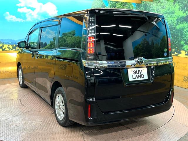 ヴォクシー Ｖ　アルパインナビ　フリップダウンモニター　バックカメラ　プリクラッシュセーフティー　ＥＴＣ　ＬＥＤヘッドライト　クルーズコントロール　純正１５インチアルミ　オートマチックハイビーム　Ｂｌｕｅｔｏｏｔｈ（30枚目）