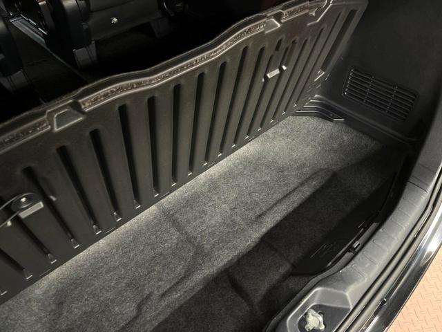 ヴォクシー Ｖ　アルパインナビ　フリップダウンモニター　バックカメラ　プリクラッシュセーフティー　ＥＴＣ　ＬＥＤヘッドライト　クルーズコントロール　純正１５インチアルミ　オートマチックハイビーム　Ｂｌｕｅｔｏｏｔｈ（57枚目）