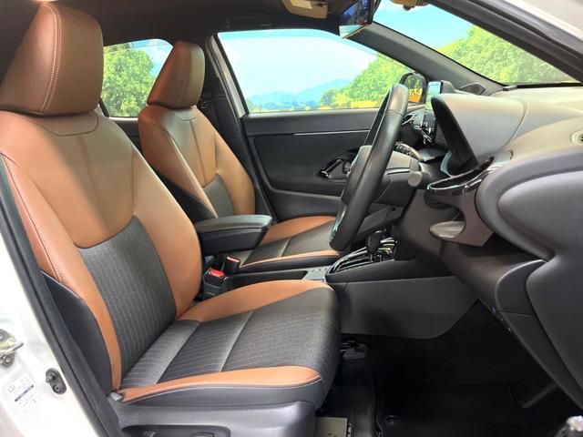 ヤリスクロス ハイブリッドZ アドベンチャー 純正8型ディスプレイオーディオ パノラミックビューモニター レーダークルーズコントロール ブラインドスポットモニター ステアリングヒーター シートヒーター ハーフレザーシート Bluetooth 禁煙(9枚目)