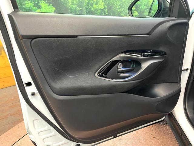 ヤリスクロス ハイブリッドZ アドベンチャー 純正8型ディスプレイオーディオ パノラミックビューモニター レーダークルーズコントロール ブラインドスポットモニター ステアリングヒーター シートヒーター ハーフレザーシート Bluetooth 禁煙(37枚目)