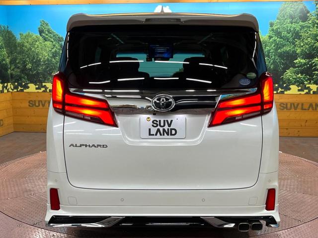 アルファード ２．５Ｓ　Ｃパッケージ　サンルーフ　フルエアロ　両側電動ドア　ＳＤナビ　後席モニター　バックカメラ　衝突被害軽減システム　レーダークルーズ　禁煙車　電動リアゲート　レザーシート　前席シートエアコン　ドラレコ（16枚目）