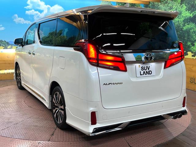 アルファード ２．５Ｓ　Ｃパッケージ　サンルーフ　フルエアロ　両側電動ドア　ＳＤナビ　後席モニター　バックカメラ　衝突被害軽減システム　レーダークルーズ　禁煙車　電動リアゲート　レザーシート　前席シートエアコン　ドラレコ（31枚目）