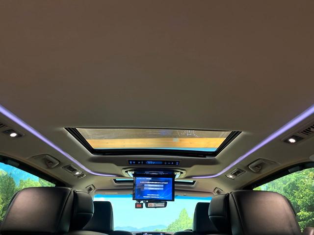 アルファード ２．５Ｓ　Ｃパッケージ　サンルーフ　フルエアロ　両側電動ドア　ＳＤナビ　後席モニター　バックカメラ　衝突被害軽減システム　レーダークルーズ　禁煙車　電動リアゲート　レザーシート　前席シートエアコン　ドラレコ（64枚目）