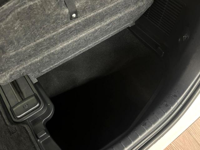 アルファード ２．５Ｓ　Ｃパッケージ　サンルーフ　フルエアロ　両側電動ドア　ＳＤナビ　後席モニター　バックカメラ　衝突被害軽減システム　レーダークルーズ　禁煙車　電動リアゲート　レザーシート　前席シートエアコン　ドラレコ（67枚目）