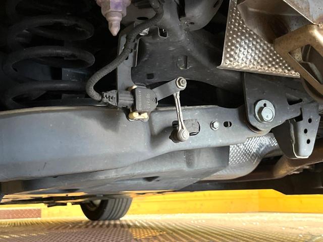 Ｃ－ＨＲ Ｇ　モード　ネロ　純正ナビ　バックカメラ　衝突被害軽減システム　レーダークルーズ　禁煙車　レザーシート　ドラレコ　コーナーセンサー　スマートキー　ＬＥＤヘッド　ビルトインＥＴＣ　純正１８インチアルミ　車線逸脱警報（22枚目）