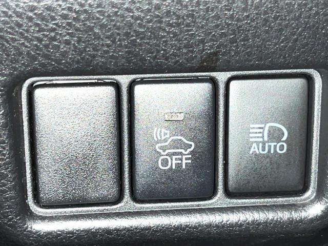 Ｃ－ＨＲ Ｇ　モード　ネロ　純正ナビ　バックカメラ　衝突被害軽減システム　レーダークルーズ　禁煙車　レザーシート　ドラレコ　コーナーセンサー　スマートキー　ＬＥＤヘッド　ビルトインＥＴＣ　純正１８インチアルミ　車線逸脱警報（40枚目）