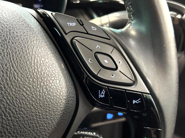 Ｃ－ＨＲ Ｇ　モード　ネロ　純正ナビ　バックカメラ　衝突被害軽減システム　レーダークルーズ　禁煙車　レザーシート　ドラレコ　コーナーセンサー　スマートキー　ＬＥＤヘッド　ビルトインＥＴＣ　純正１８インチアルミ　車線逸脱警報（45枚目）