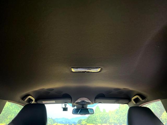 Ｃ－ＨＲ Ｇ　モード　ネロ　純正ナビ　バックカメラ　衝突被害軽減システム　レーダークルーズ　禁煙車　レザーシート　ドラレコ　コーナーセンサー　スマートキー　ＬＥＤヘッド　ビルトインＥＴＣ　純正１８インチアルミ　車線逸脱警報（54枚目）