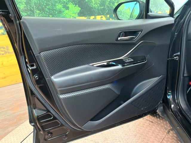 Ｃ－ＨＲ Ｇ　モード　ネロ　純正ナビ　バックカメラ　衝突被害軽減システム　レーダークルーズ　禁煙車　レザーシート　ドラレコ　コーナーセンサー　スマートキー　ＬＥＤヘッド　ビルトインＥＴＣ　純正１８インチアルミ　車線逸脱警報（58枚目）