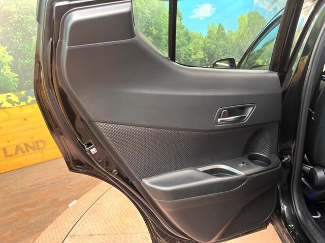 Ｃ－ＨＲ Ｇ　モード　ネロ　純正ナビ　バックカメラ　衝突被害軽減システム　レーダークルーズ　禁煙車　レザーシート　ドラレコ　コーナーセンサー　スマートキー　ＬＥＤヘッド　ビルトインＥＴＣ　純正１８インチアルミ　車線逸脱警報（60枚目）