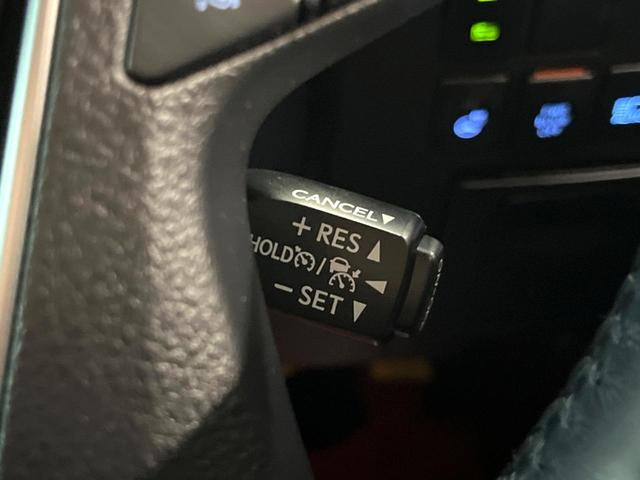 アルファード ２．５Ｓ　Ｃパッケージ　サンルーフ　フリップダウンモニター　バックカメラ　レーダークルーズコントロール　快適温熱シート　ウッドコンビステア　ステアリングヒーター　シートベンチレーション　デジタルインナーミラー　ＤＶＤデッキ（7枚目）