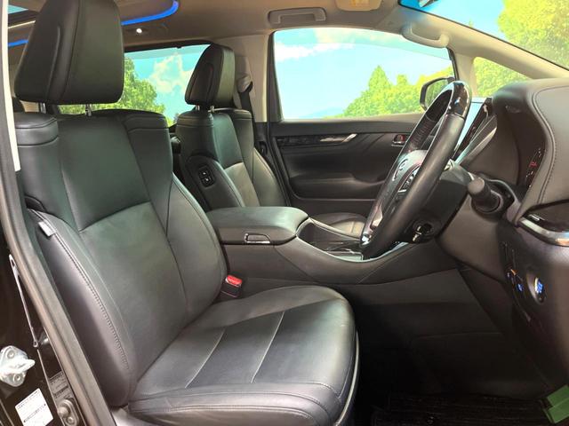 アルファード ２．５Ｓ　Ｃパッケージ　サンルーフ　フリップダウンモニター　バックカメラ　レーダークルーズコントロール　快適温熱シート　ウッドコンビステア　ステアリングヒーター　シートベンチレーション　デジタルインナーミラー　ＤＶＤデッキ（8枚目）