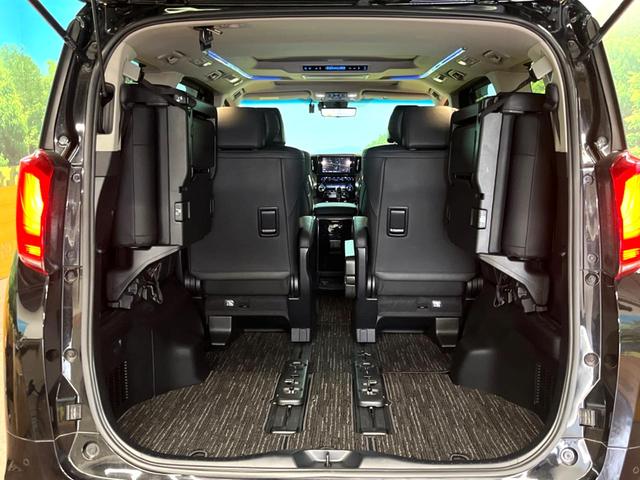 アルファード ２．５Ｓ　Ｃパッケージ　サンルーフ　フリップダウンモニター　バックカメラ　レーダークルーズコントロール　快適温熱シート　ウッドコンビステア　ステアリングヒーター　シートベンチレーション　デジタルインナーミラー　ＤＶＤデッキ（12枚目）