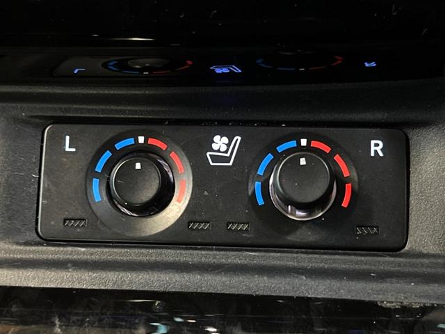 アルファード ２．５Ｓ　Ｃパッケージ　サンルーフ　フリップダウンモニター　バックカメラ　レーダークルーズコントロール　快適温熱シート　ウッドコンビステア　ステアリングヒーター　シートベンチレーション　デジタルインナーミラー　ＤＶＤデッキ（43枚目）